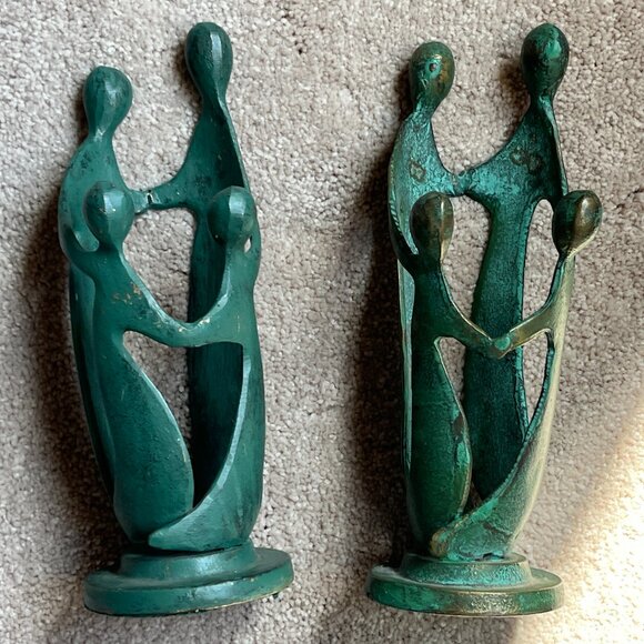 Vintage 4 Person Family Figurine (Set of TWO) (h/c/x) - Picture 5 of 13